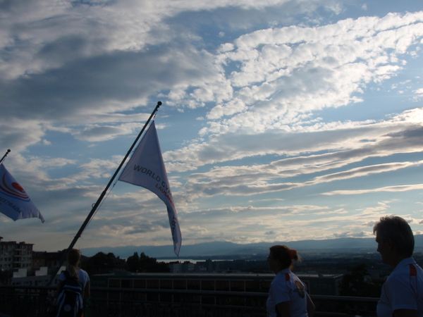 Heel Lausanne hing vol met Gymnaestrada-vlaggen